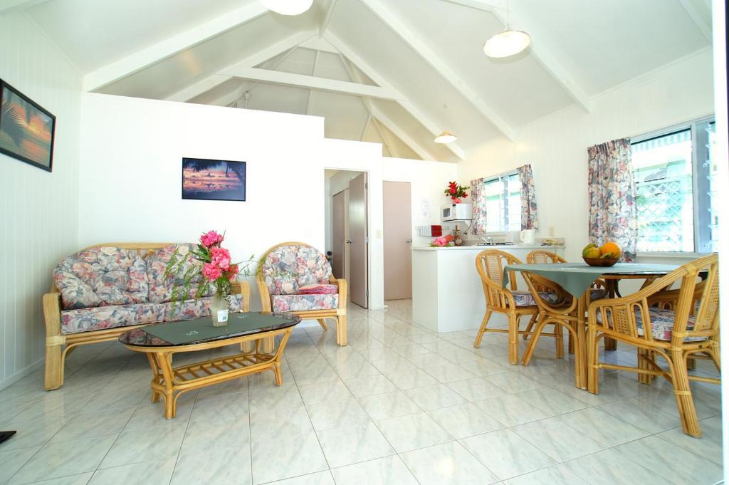 Sunhaven Beach Bungalows (Adults Only) Rarotonga Exterior photo