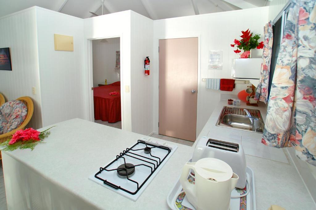 Sunhaven Beach Bungalows (Adults Only) Rarotonga Room photo